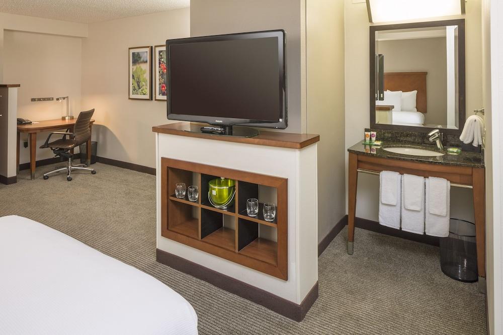 Hyatt Place San Antonio Airport/Quarry Market Extérieur photo